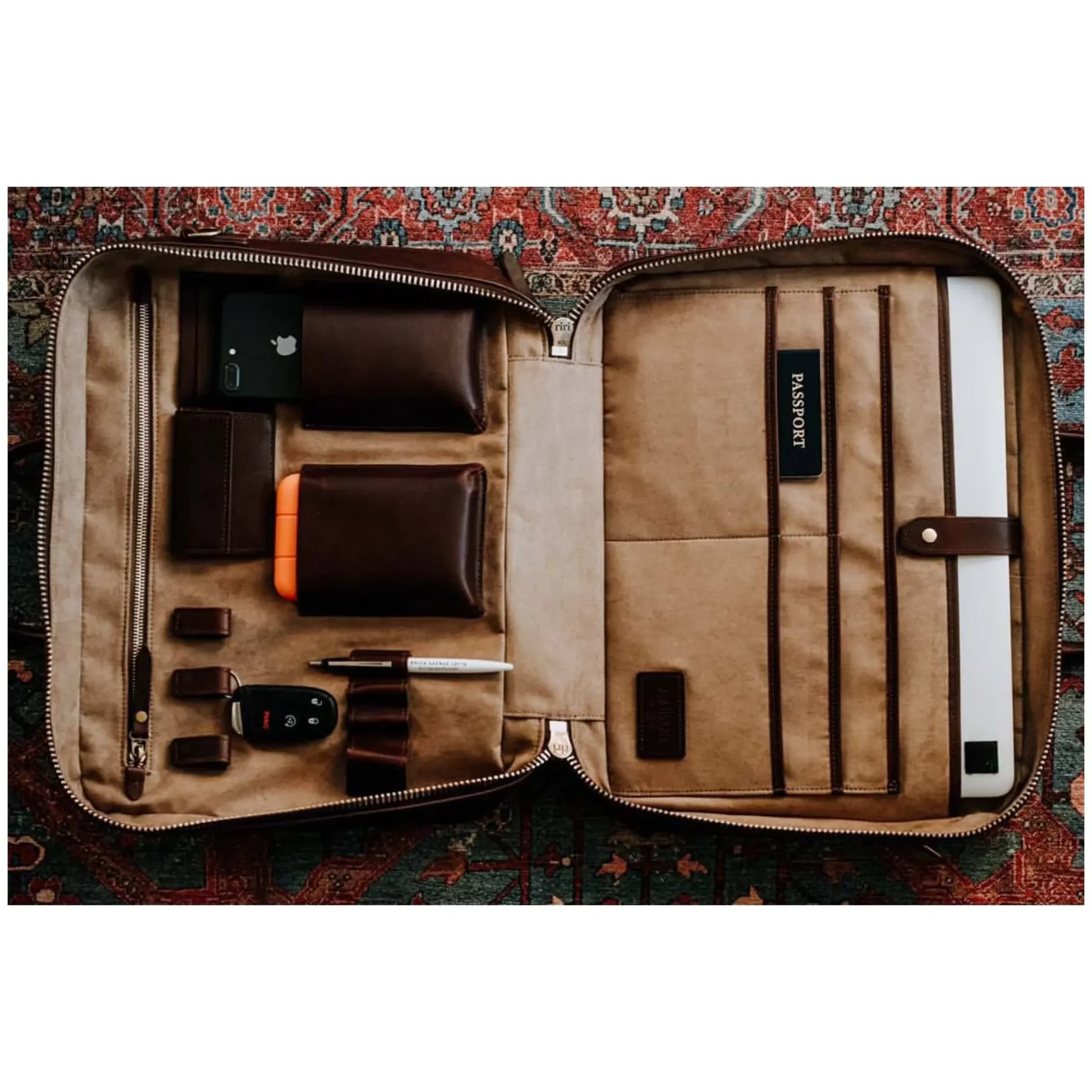 Editor Briefcase With Trolley Sleeve V1>J. W. Hulme Co Best